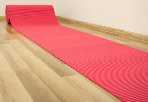 Mata Łazienkowa Softy-tex 851 Czerwień szerokość 65 cm