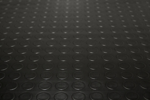 Wykładzina PCV Avtolin New Czarny Kapsle Pastylki szerokość 2 m