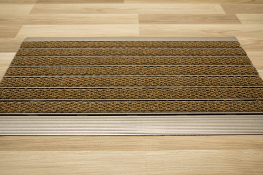 Wycieraczka Profile Brown Brąz