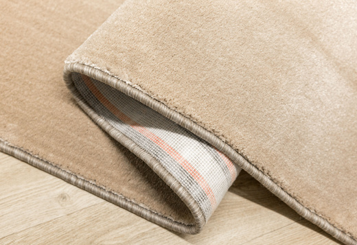 Wykładzina Violin 62 Linen Lśniący Beż Kaszmir szerokość 4 m