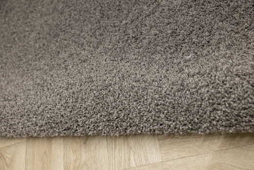 Dywan Sphinx-special 277 Szary Lśniący filc