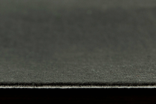 Grafitowa Wykładzina samochodowa Mustang 76 szerokość 2 m