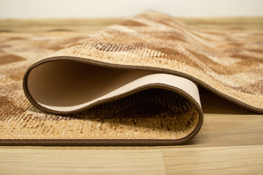 Antypoślizgowy Caro 17 Brąz Beż Romby szerokość 80 cm