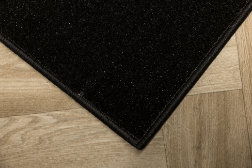 Wykładzina Harrow-Flash 78 Czarny z Brokatem szerokość 4 m