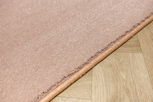 Wykładzina Pearl-Flash 12 Różowa Srebrna szerokość 4 m