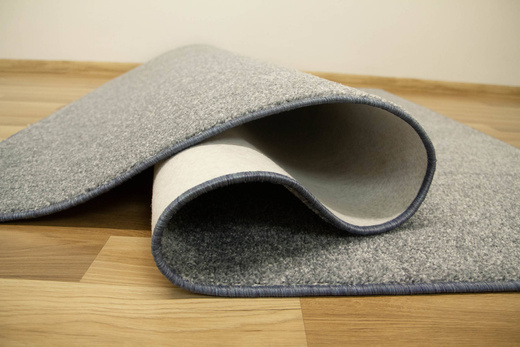 Wykładzina Envoy 82 Lśniąca Jasna Stalowa Niebieska szerokość 4 m