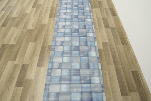 Mata Łazienkowa Softy-tex 843 niebieska kratka szerokość 65 cm