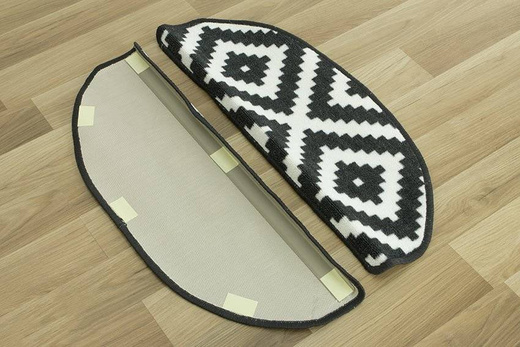 Antypoślizgowe Nakładki półokrągłe romby czarny 91