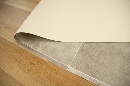 Wykładzina PCV Atlantic Zala 997M Szare Kwadratowe Płytki szerokość 3 m