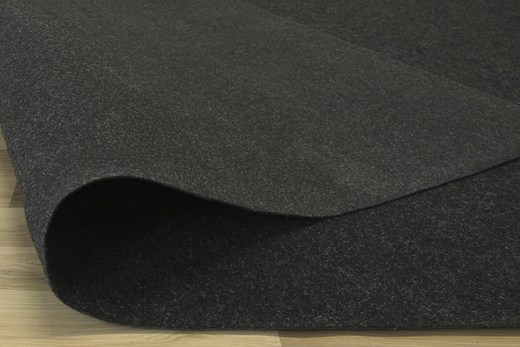 Wykładzina igłowana Nestor Czarny szerokość 4 m