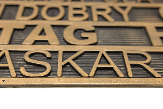 Wycieraczka gumowa kolor M49 antypoślizgowa złota czarna napisy