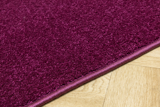 Wykładzina Carousel 114 NSF na gumie Magenta Fiolet szerokość 2 m