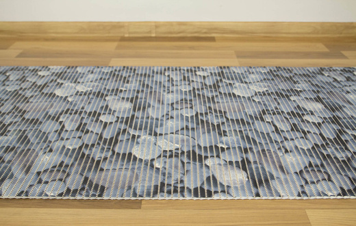 Mata Łazienkowa Softy-tex 810 Niebieskie Kamienie szerokość 65 cm