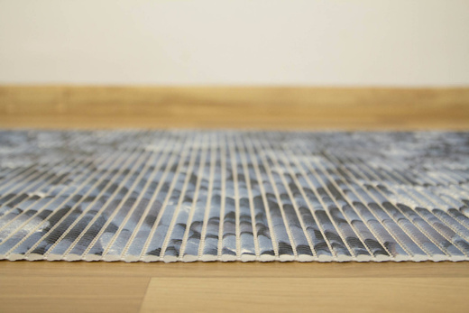 Mata Łazienkowa Softy-tex 810 Niebieskie Kamienie szerokość 65 cm