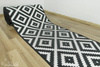 Antypoślizgowy chodnik romby czarny 91 szerokość 80 cm
