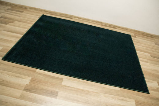 Wykładzina Eternity Speciaal 40 Butelkowa Zieleń szerokość 4 m