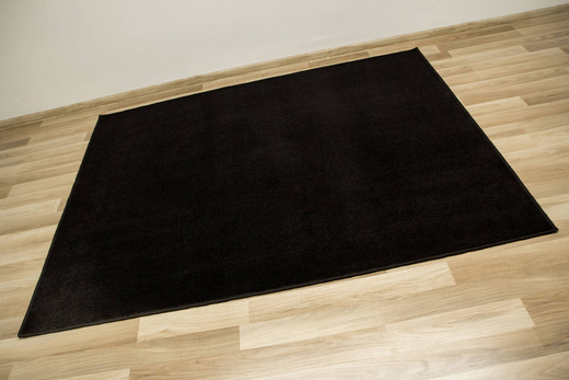 Wykładzina Sierra 78 Czarny szerokość 4 m