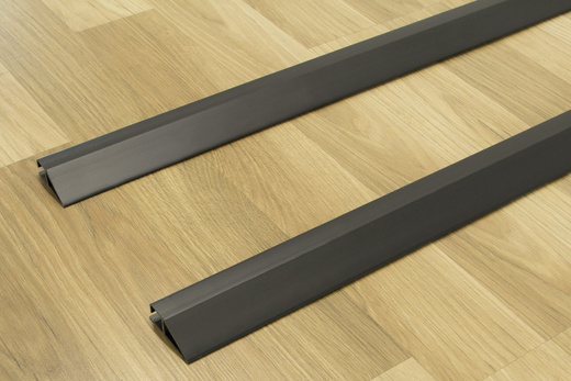 Profil czarny do wycieraczki Astroturf