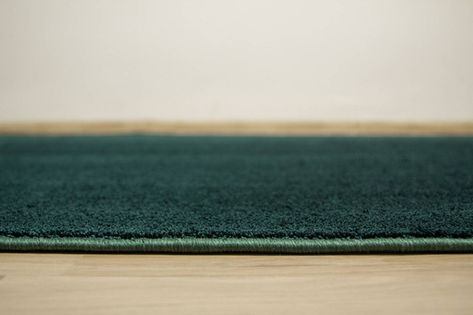 Wykładzina Eternity Speciaal 40 Butelkowa Zieleń szerokość 4 m