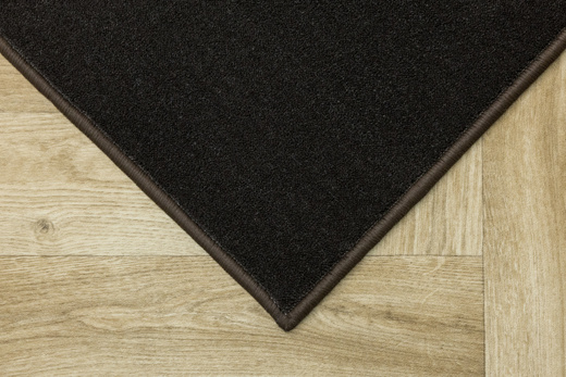 Wykładzina Magic 95 Ciemny Brąz na jucie szerokość 4 m