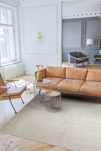 Wykładzina Sphinx-special 474 Jasny Kaszmir Kremowobeżowy Lśniący filc szerokość 4 m