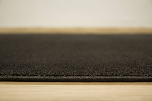 Wykładzina Sierra 78 Czarny szerokość 4 m