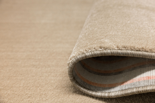 Wykładzina Violin 62 Linen Lśniący Beż Kaszmir szerokość 4 m