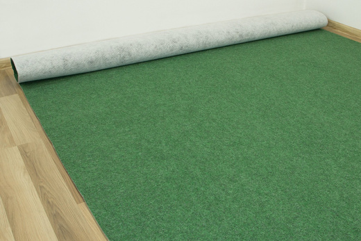 Wykładzina star 42 butelkowa zieleń na filcu szerokość 4 m