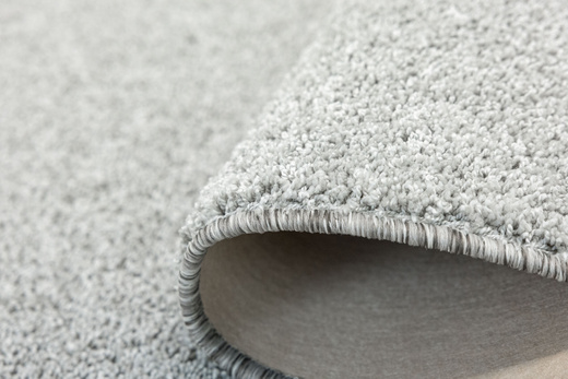 Wykładzina Sphinx-special 74 Jasny Szary Lśniący na filcu szerokość 4 m