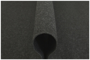 Wykładzina igłowana Nestor Czarny szerokość 4 m