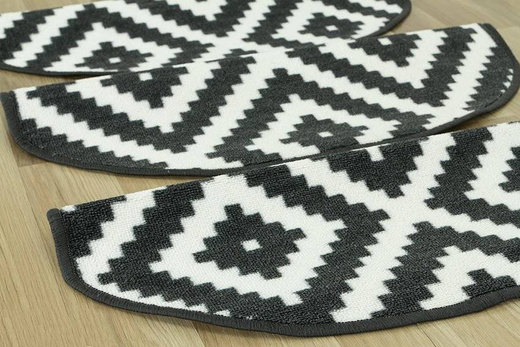 Antypoślizgowe Nakładki półokrągłe romby czarny 91