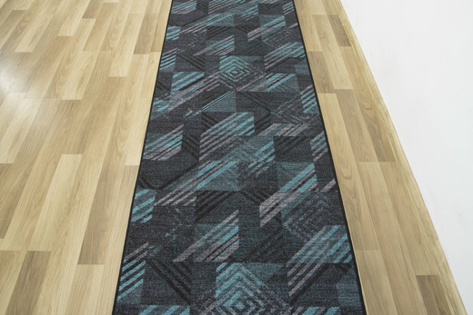 Antypoślizgowy Chodnik Logos 22 Turkus Grafit Romby szerokość 100 cm