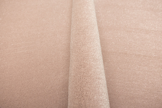 Wykładzina Pearl-Flash 12 Różowa Srebrna szerokość 4 m