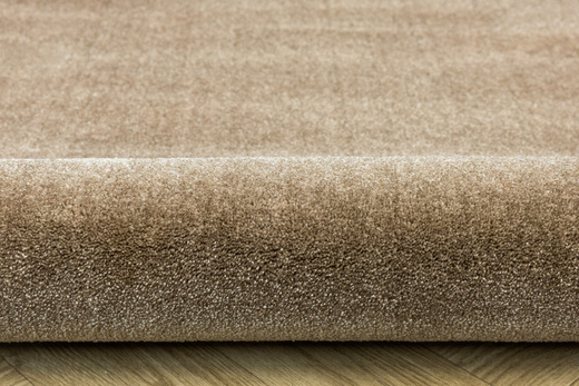Dywan Glamour-Sub 211 Lśniący Beż Kaszmir na jucie