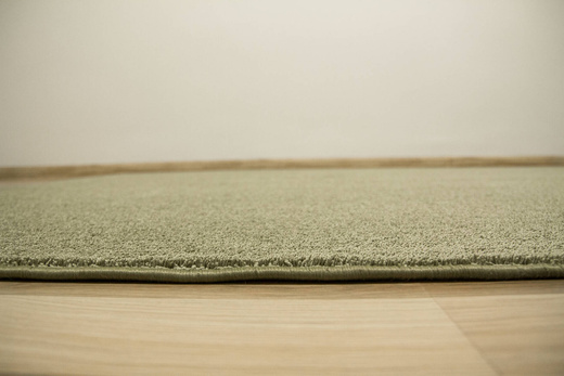 Wykładzina Eternity Speciaal 154 Oliwkowa Zieleń szerokość 4 m