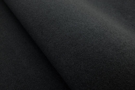 Grafitowa Wykładzina samochodowa Mustang 76 szerokość 2 m