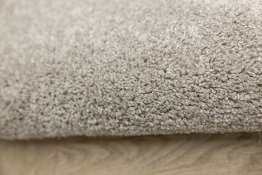 Wykładzina Sphinx-special 474 Jasny Kaszmir Kremowobeżowy Lśniący filc szerokość 4 m