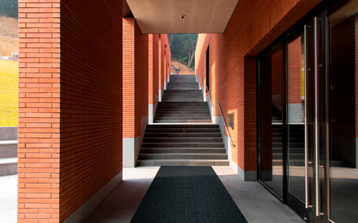 Wycieraczka Astroturf Slate Grey Ciemny Szary szerokość 91 cm