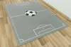 Dywan Luna 533549/89944 szare boisko dla chłopca 