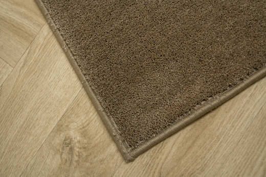 Wykładzina Eternity Speciaal 92 Brąz szerokość 4 m