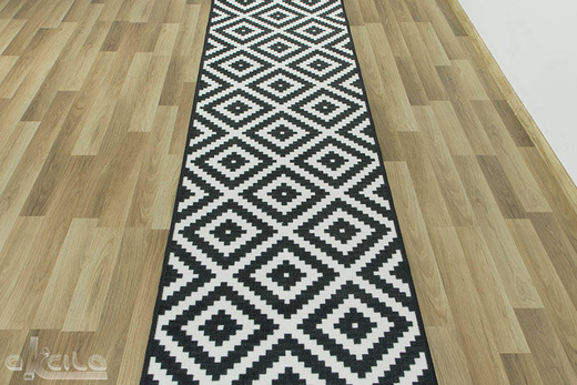 Antypoślizgowy chodnik romby czarny 91 szerokość 120 cm