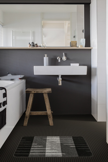 Dywanik Łazienkowy Vic Grey Szary Czarny Paski