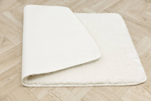 Dywanik Łazienkowy Antypoślizgowy Malmo Biały Shaggy