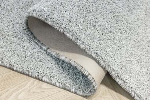 Wykładzina Sphinx-special 74 Jasny Szary Lśniący na filcu szerokość 4 m