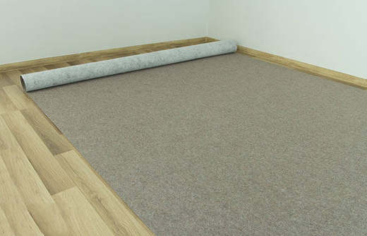 Wykładzina star 70 beż na filcu szerokość 4 m