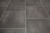 Wykładzina PCV Mosa Barcelona D591 Grafit Płytki szerokość 1 m