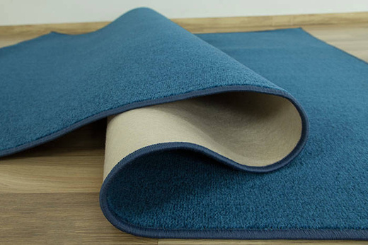 Wykładzina Spirit-twist 82 granat szerokość 5 m