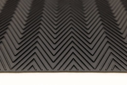 Wycieraczka gumowa M26 dwustronna antypoślizgowa czarna jodełka karo