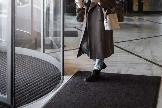 Podgumowana Wycieraczka Star 77 ciemno szara