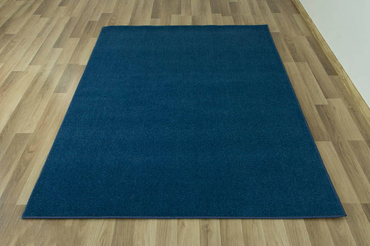 Wykładzina Spirit-twist 82 granat szerokość 5 m